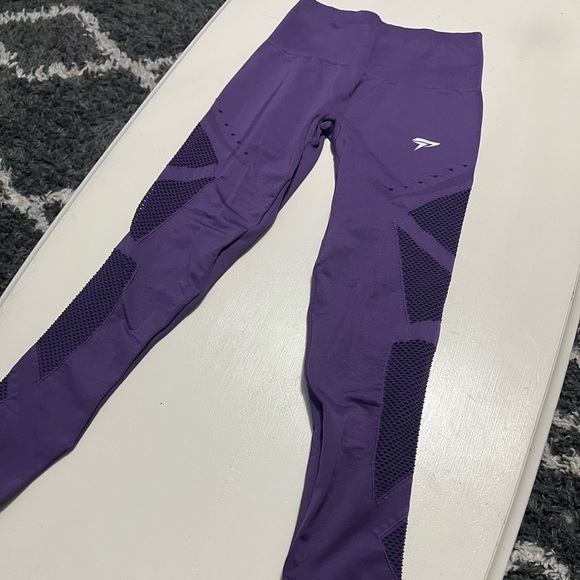 Physiq Purple Laser-Cut Leggings - Picture 2 of 4